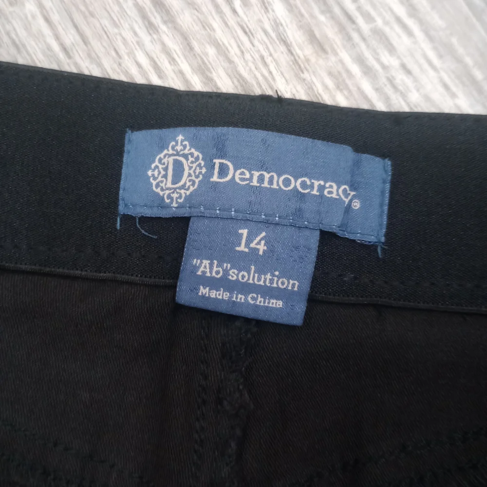 Democracy Ab Solution Patriot Straight Leg Pants - Black - Picture 3 of 8